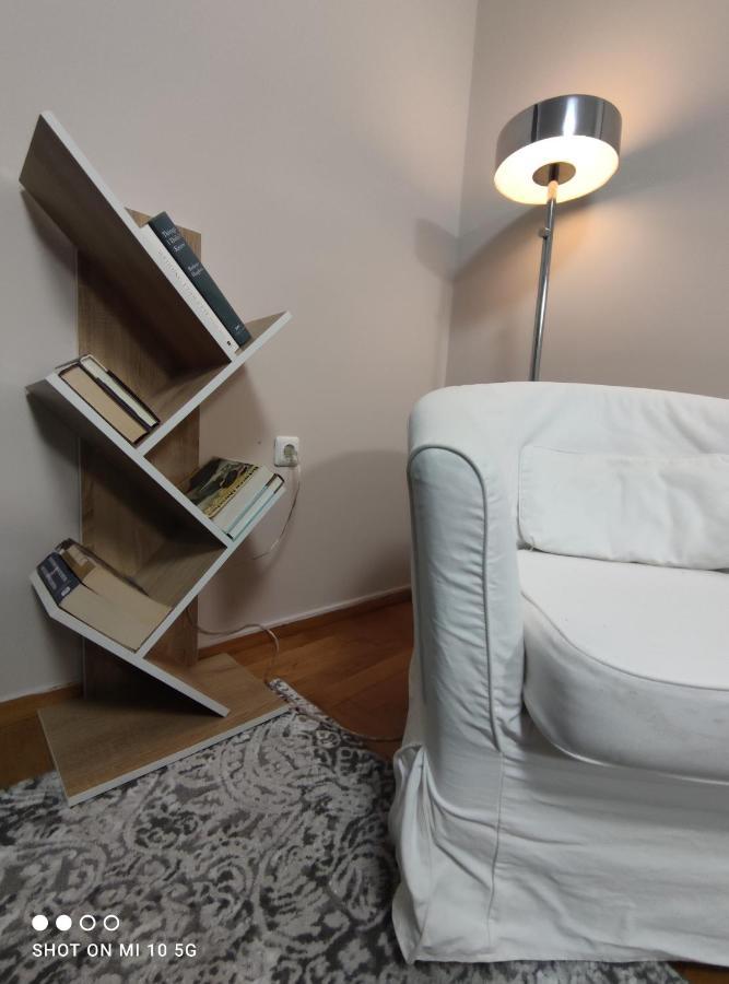Cozy Apartment Near The Sea In Palaio Faliro Атина Екстериор снимка