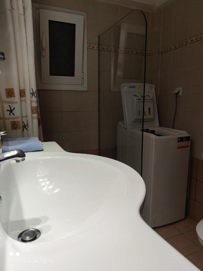 Cozy Apartment Near The Sea In Palaio Faliro Атина Екстериор снимка