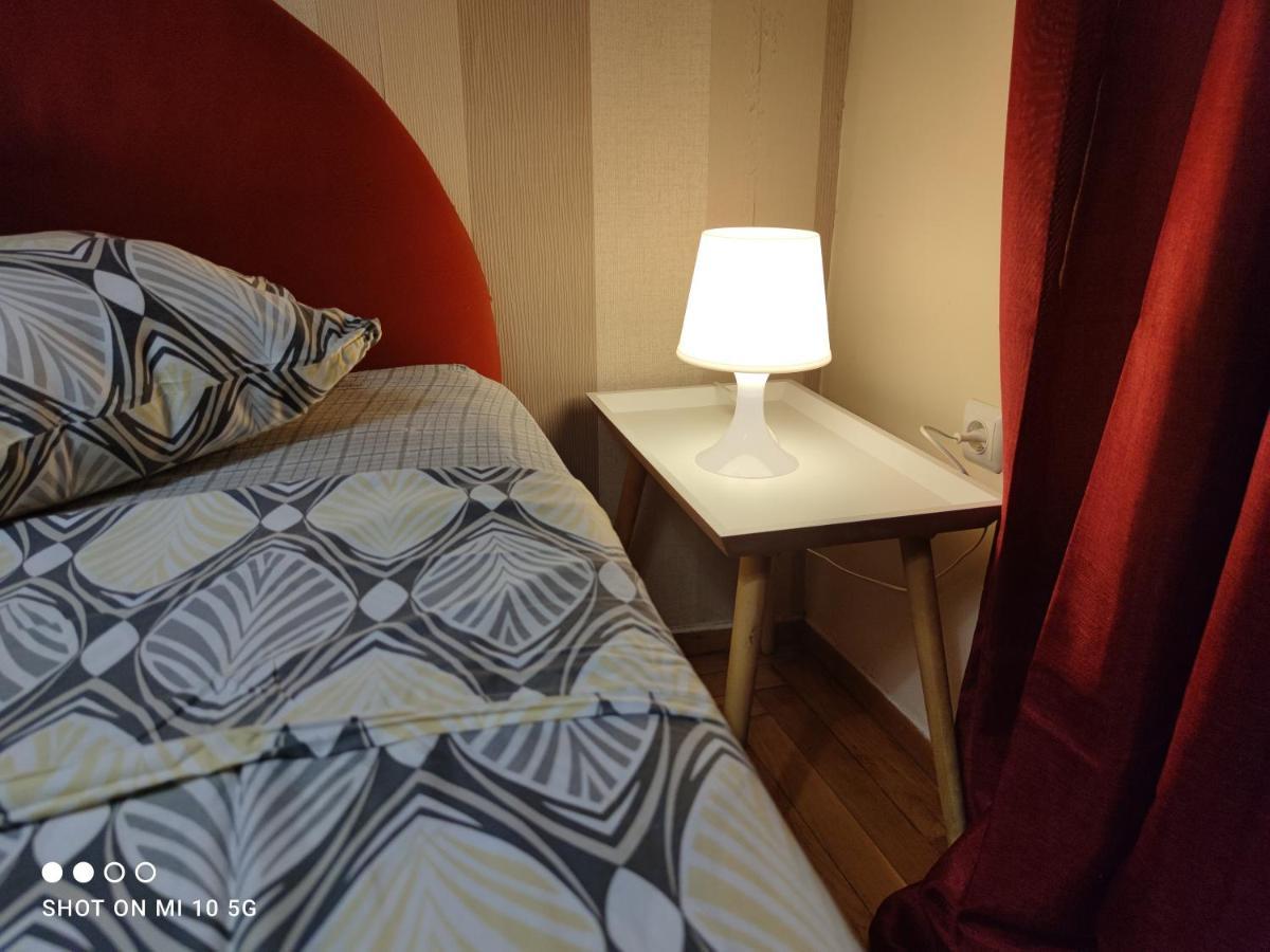 Cozy Apartment Near The Sea In Palaio Faliro Атина Екстериор снимка